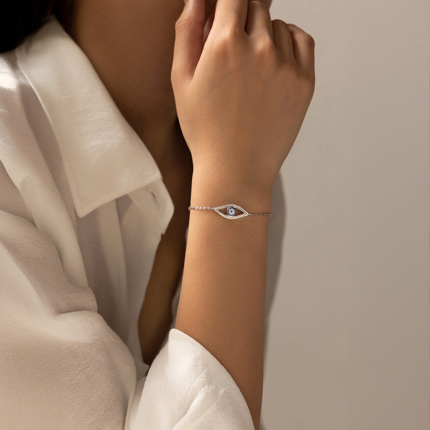 Bracelet Femme Œil Élégant en Argent 925