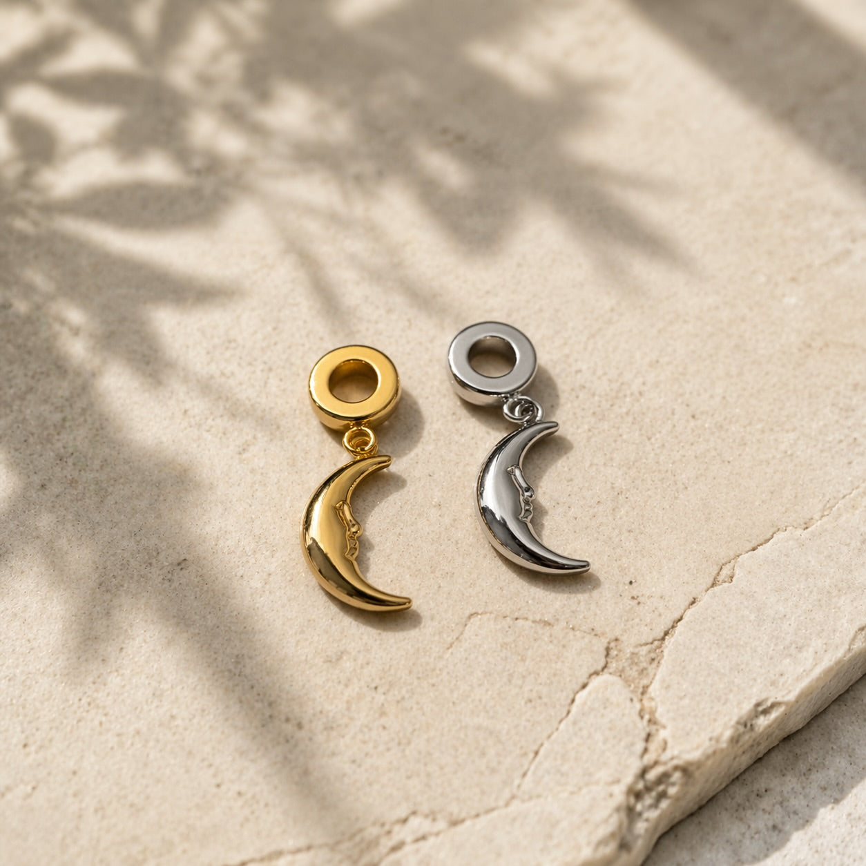 Charm lune minimaliste pour bracelet