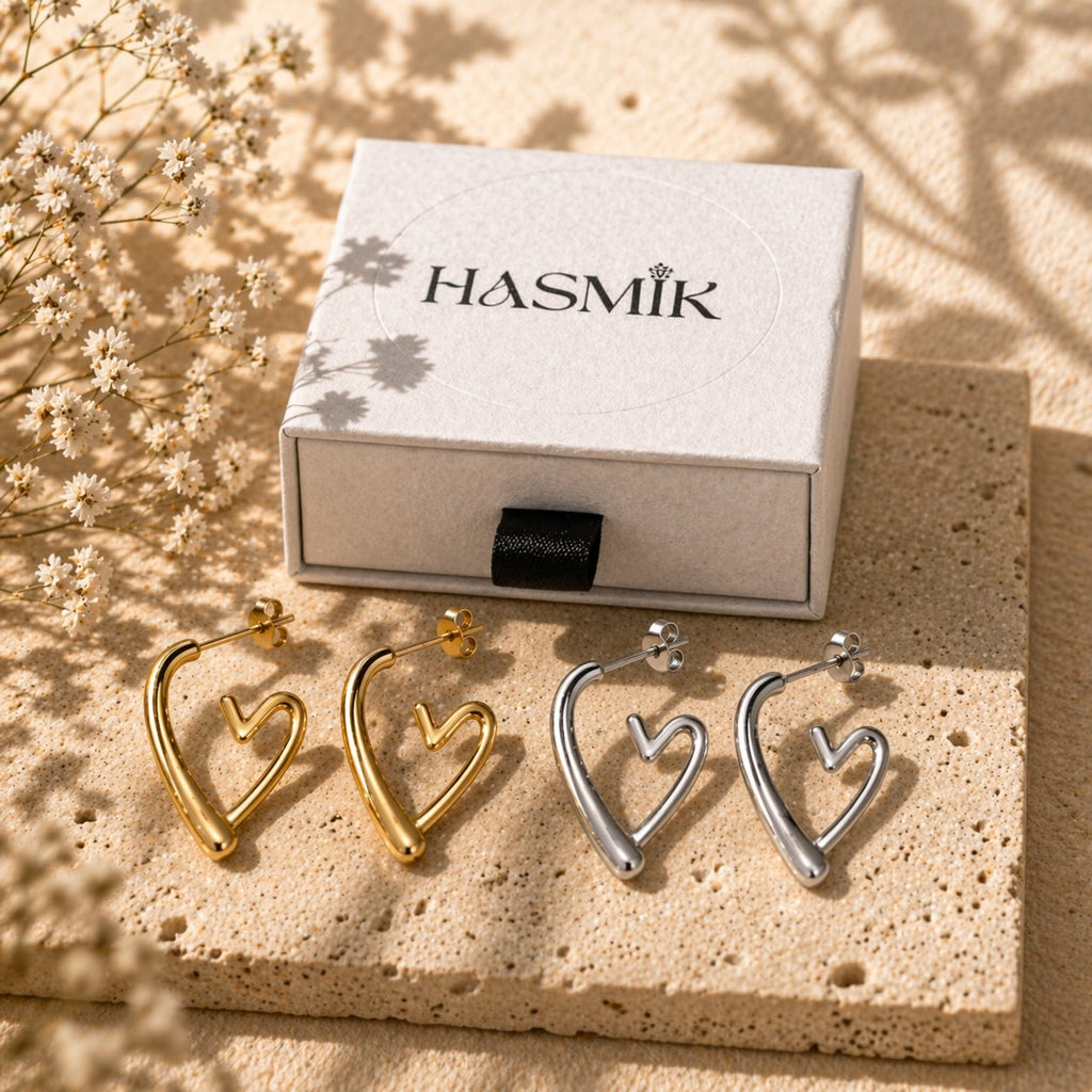 Boucles d’oreilles cœur minimaliste
